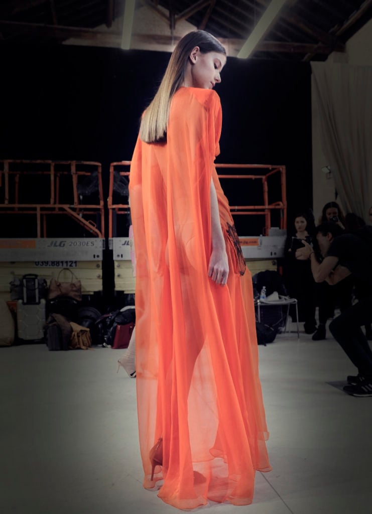 backstage fashion image at milan fashion week 18