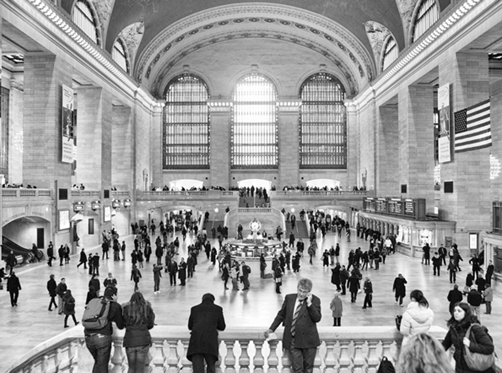 black and white grand central startion 22