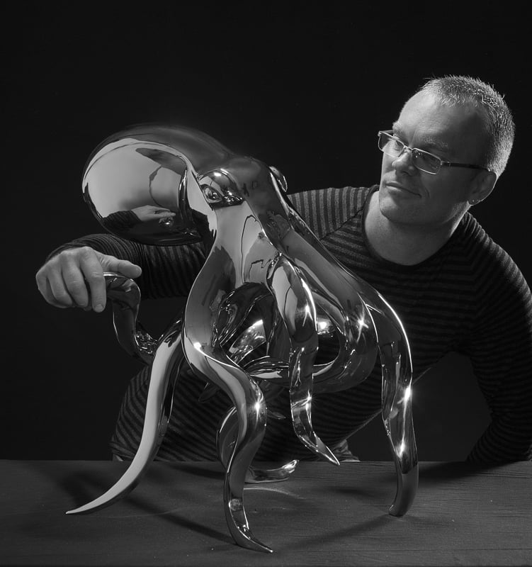 corporate-head-shot-todd-stuart-sculptor-black-and-white-chrome-1