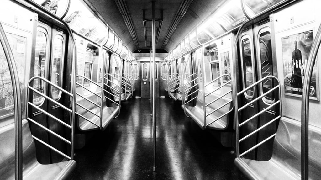 l train nyc subway 23