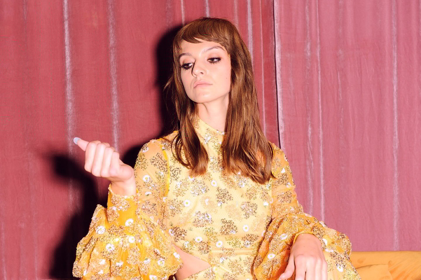 model poses backstage fashion first looks sydney fashion week image 4