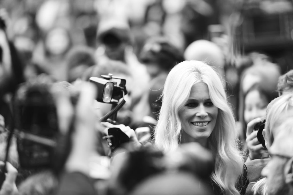 street style paris fashion week outside of balmain claudia schiffer poses for the cameras editorial vogue supermodel image 33