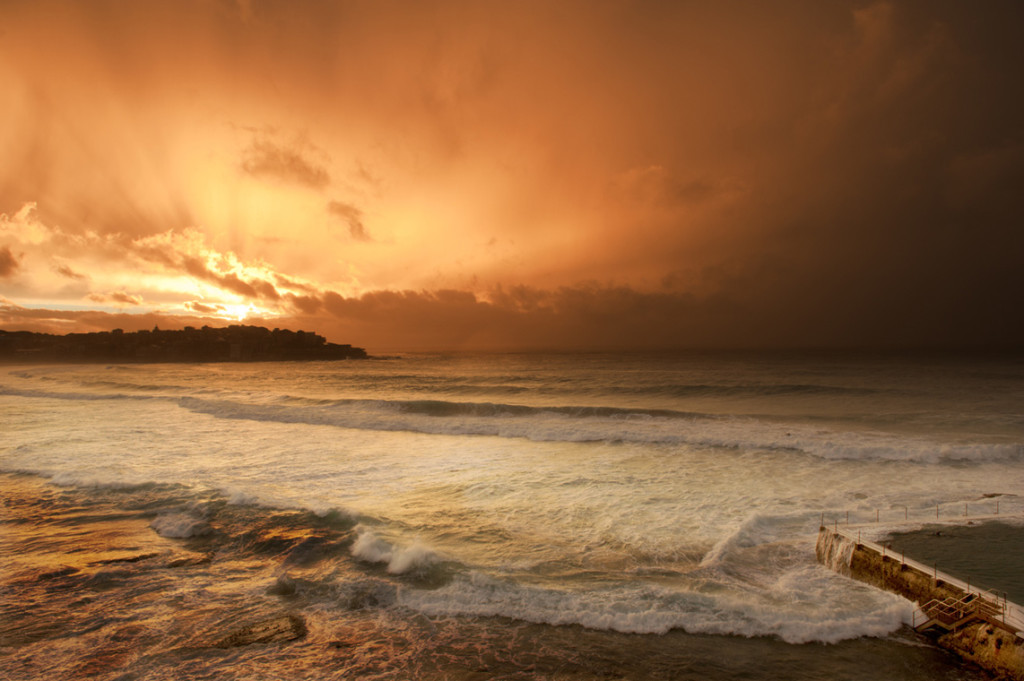 sunrise bondi beach waves 12